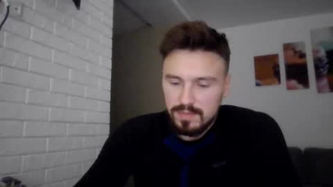 Razvan27h online show from February 2025 05:07:02 PM