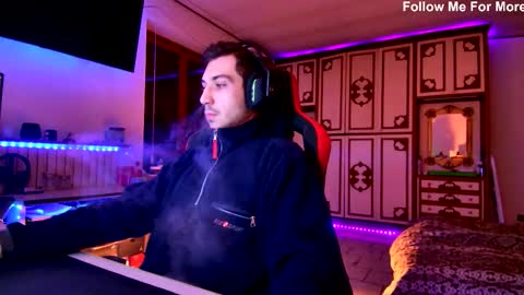 rcomi4 online show from November 2025 04:36:01 PM