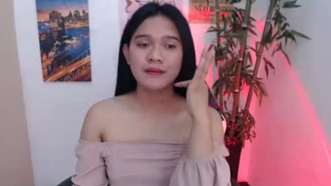 Beth online show from November 2025 07:41:02 PM