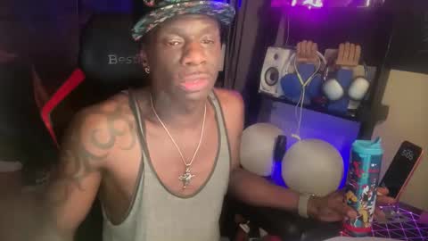 Snapshot of ready4uboy chatting on May 2026 09:05:02 AM skylar online show from May 2026 09:05:02 AM
