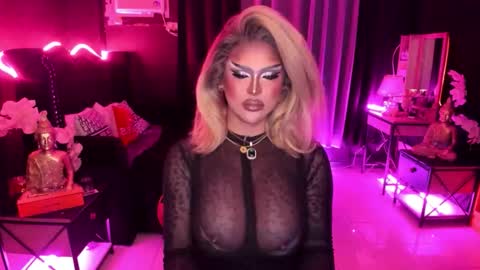 Snapshot of real_dom_phuta chatting on November 2025 01:59:02 AM Miss Katrina De Futah Goddess of HELL online show from November 2025 01:59:02 AM