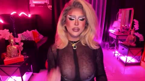 Snapshot of real_dom_phuta chatting on December 2025 12:03:02 PM Miss Katrina De Futah Goddess of HELL online show from December 2025 12:03:02 PM