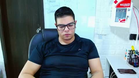 Snapshot of realjoel chatting on April 2026 02:29:01 PM Joel online show from April 2026 02:29:01 PM