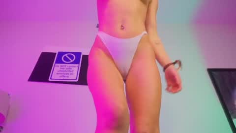 Lily Grace online show from December 2024 04:06:02 AM