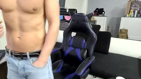 Ask me online show from November 2025 07:05:02 PM