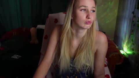 IG realmiagold online show from March 2025 10:11:01 AM