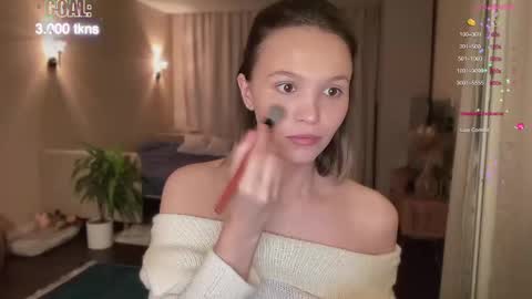 Snapshot of realsupermichael chatting on December 2024 07:00:01 PM AliceEve online show from December 2024 07:00:01 PM