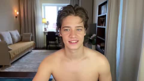 Snapshot of realsupermichael chatting on December 2024 10:21:01 AM AliceEve online show from December 2024 10:21:01 AM