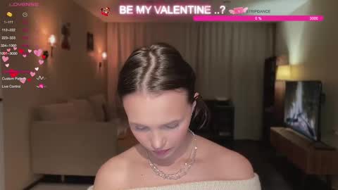 Snapshot of realsupermichael chatting on February 2025 11:12:01 PM AliceEve online show from February 2025 11:12:01 PM