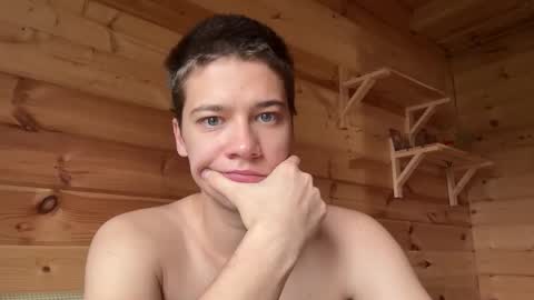 Snapshot of realsupermichael chatting on September 2025 09:22:01 AM AliceEve online show from September 2025 09:22:01 AM