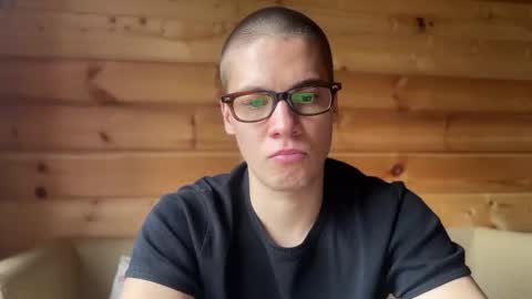 Snapshot of realsupermichael chatting on October 2025 10:38:02 AM AliceEve online show from October 2025 10:38:02 AM