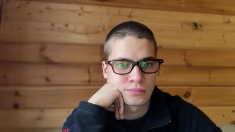 Snapshot of realsupermichael chatting on November 2025 11:24:01 AM AliceEve online show from November 2025 11:24:01 AM