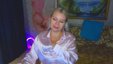 Snapshot of reasonforpassion_ chatting on September 2025 06:15:02 AM Im a little sick. Ill be back soon. online show from September 2025 06:15:02 AM