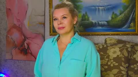 Snapshot of reasonforpassion_ chatting on October 2025 03:22:01 PM Im a little sick. Ill be back soon. online show from October 2025 03:22:01 PM