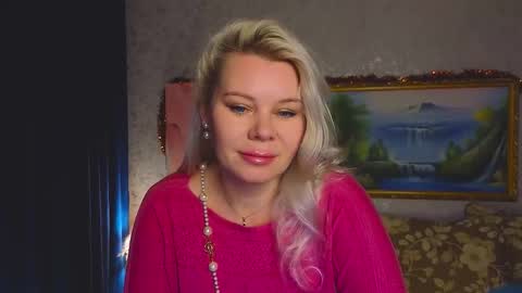 Snapshot of reasonforpassion_ chatting on November 2025 12:05:02 PM Im a little sick. Ill be back soon. online show from November 2025 12:05:02 PM