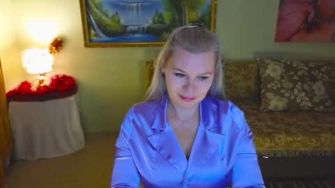 Snapshot of reasonforpassion_ chatting on December 2025 02:47:01 PM Im a little sick. Ill be back soon. online show from December 2025 02:47:01 PM