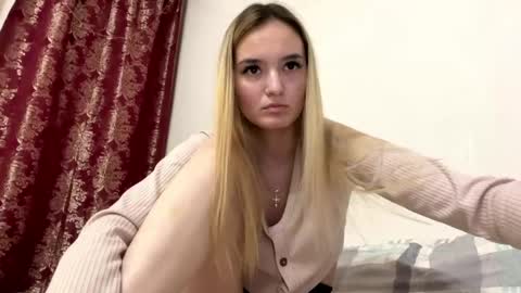 Snapshot of reathakiss chatting on April 2026 05:08:02 PM Risa online show from April 2026 05:08:02 PM
