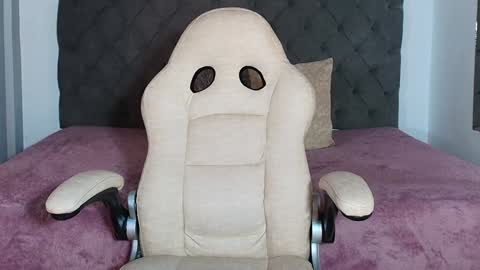 I invite you to my birthday on November 3th  online show from January 2025 03:39:02 AM