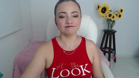 REBECA online show from November 2025 12:00:02 PM