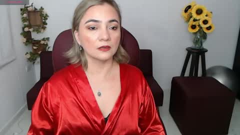 Snapshot of rebeca_milf chatting on May 2026 12:10:02 PM REBECA online show from May 2026 12:10:02 PM
