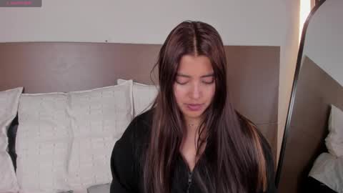 Snapshot of rebeca_williams_ chatting on June 2026 10:40:01 AM Rebeca Williams online show from June 2026 10:40:01 AM