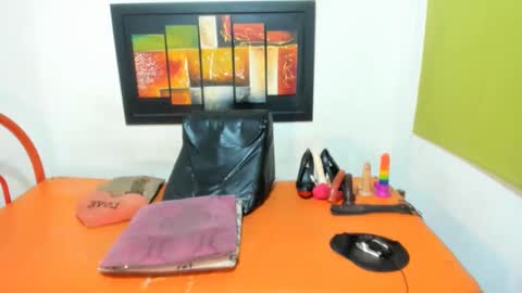 Snapshot of rebecabanks chatting on January 2025 09:39:02 AM rebecabanks online show from January 2025 09:39:02 AM