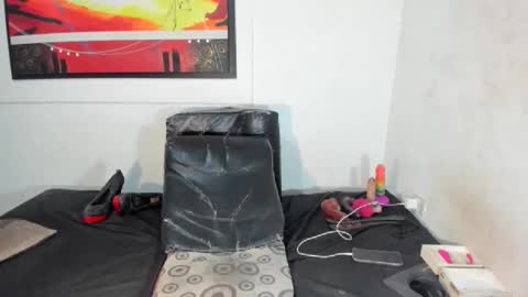 rebecabanks online show from April 2026 07:56:01 AM