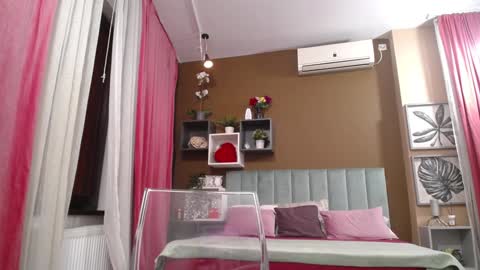 Snapshot of rebecablackx chatting on January 2025 10:38:01 AM rebecablackx online show from January 2025 10:38:01 AM