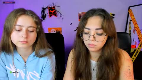 rebecca_smile_ online show from October 2025 05:52:01 AM