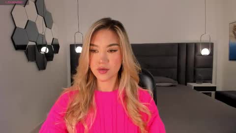 Rebe online show from February 2026 05:38:01 PM