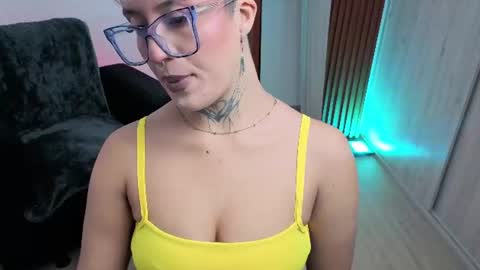 Snapshot of rebeka_baker chatting on June 2026 11:12:02 AM REBEKA online show from June 2026 11:12:02 AM