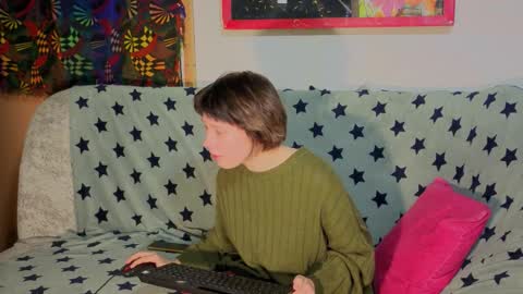 Snapshot of reborn_elf chatting on October 2025 06:07:02 PM Lara online show from October 2025 06:07:02 PM