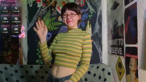 Snapshot of reborn_elf chatting on November 2025 09:31:02 PM Lara online show from November 2025 09:31:02 PM