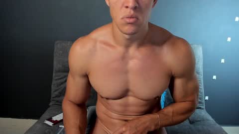 twitter REECET26 instagram RECCETAYLOR online show from January 2025 12:11:02 PM