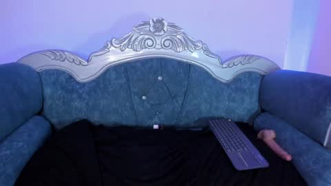 Snapshot of red_star8 chatting on January 2025 06:32:02 PM online show from January 2025 06:32:02 PM