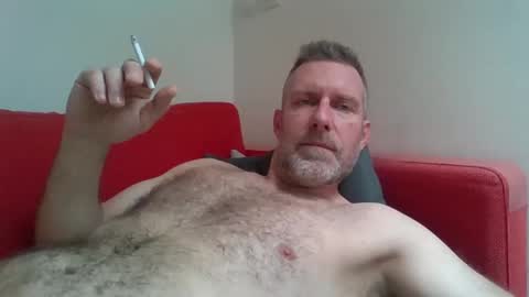 Snapshot of redandbluecloud chatting on January 2025 09:29:01 AM Red online show from January 2025 09:29:01 AM