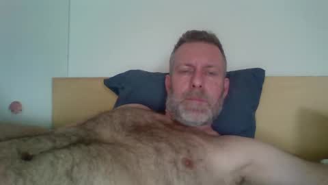 Snapshot of redandbluecloud chatting on February 2025 01:00:02 PM Red online show from February 2025 01:00:02 PM