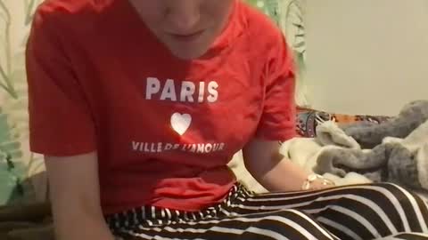 Snapshot of redfoxofficial chatting on November 2025 07:57:01 PM Redfox online show from November 2025 07:57:01 PM