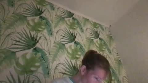 Snapshot of redfoxofficial chatting on November 2025 06:50:01 AM Redfox online show from November 2025 06:50:01 AM