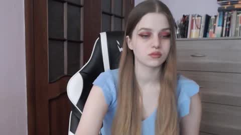Lily online show from February 2025 02:55:02 AM