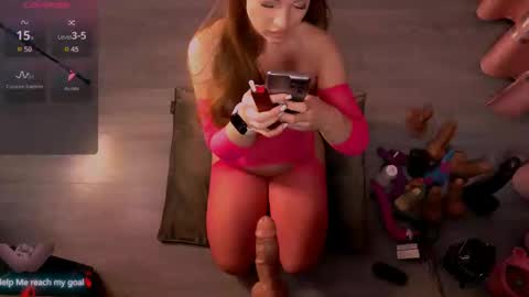 Redhead Shark online show from February 2025 10:20:02 PM