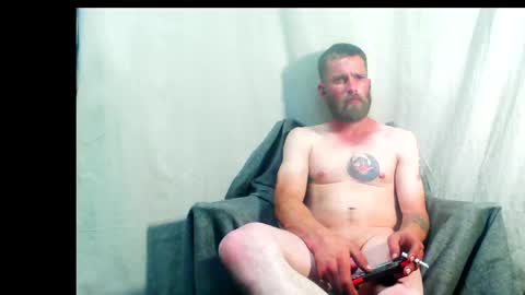 Snapshot of redheadlover828 chatting on February 2025 08:29:02 AM Kevin online show from February 2025 08:29:02 AM