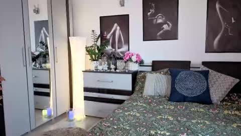 Snapshot of redhotline chatting on December 2025 12:20:01 PM Alex online show from December 2025 12:20:01 PM