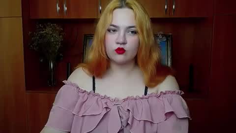 Snapshot of redhotqueen1 chatting on May 2026 12:11:01 PM Rina online show from May 2026 12:11:01 PM