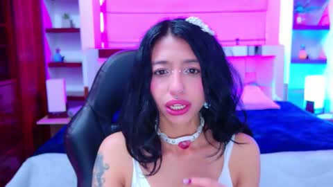 Lili Lopez online show from October 2025 12:52:02 PM