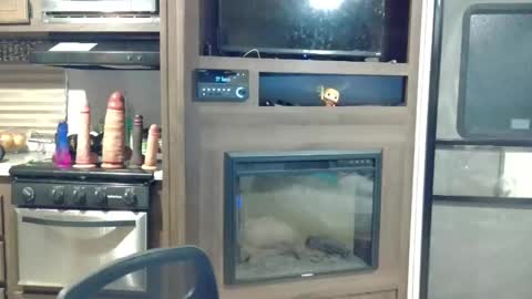 Snapshot of redinthebed chatting on December 2024 11:18:01 PM InkedGinger online show from December 2024 11:18:01 PM