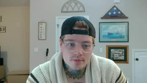 Snapshot of redinthebed chatting on March 2025 03:46:02 AM InkedGinger online show from March 2025 03:46:02 AM