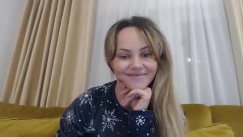 RedJessica online show from November 2025 06:18:01 PM