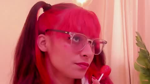 Snapshot of redmeloddy chatting on February 2025 07:33:01 PM Meloddy online show from February 2025 07:33:01 PM