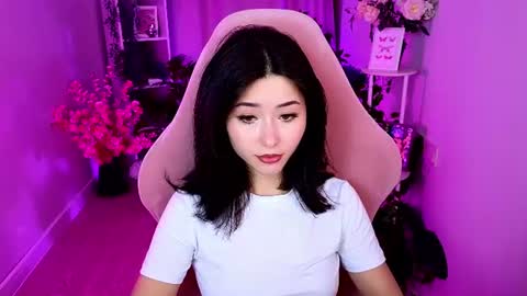 Snapshot of redmidnight_ chatting on July 2026 08:44:02 PM Kiara online show from July 2026 08:44:02 PM